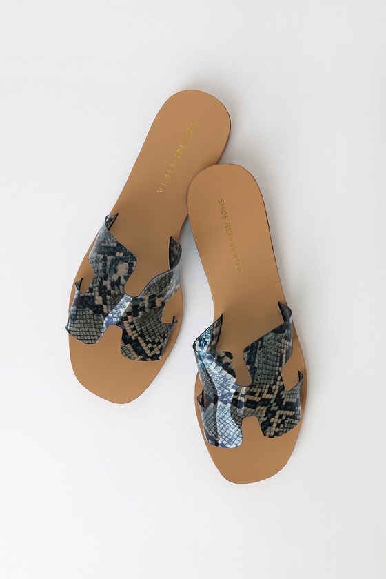 Cute Blue Snake Print Sandals - Vinyl Sandals - Peep-Toe Slides - Lulus