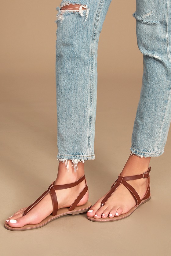 tan thong sandals