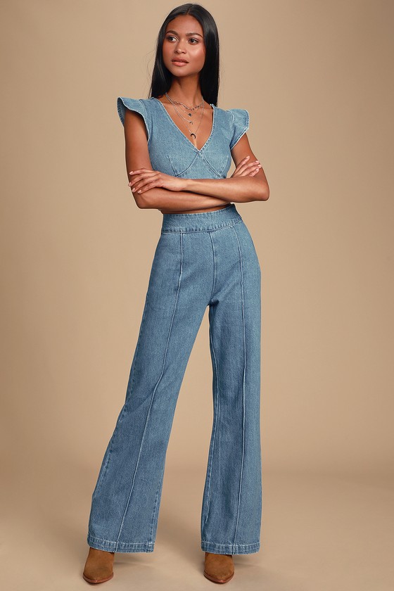Chic Denim Pants - High-Waisted Jeans - Seamed Flared Jeans - Lulus