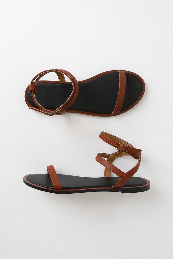 types of flat sandals