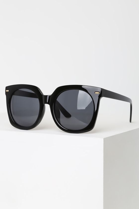 Farri Black Oversized Sunglasses 2