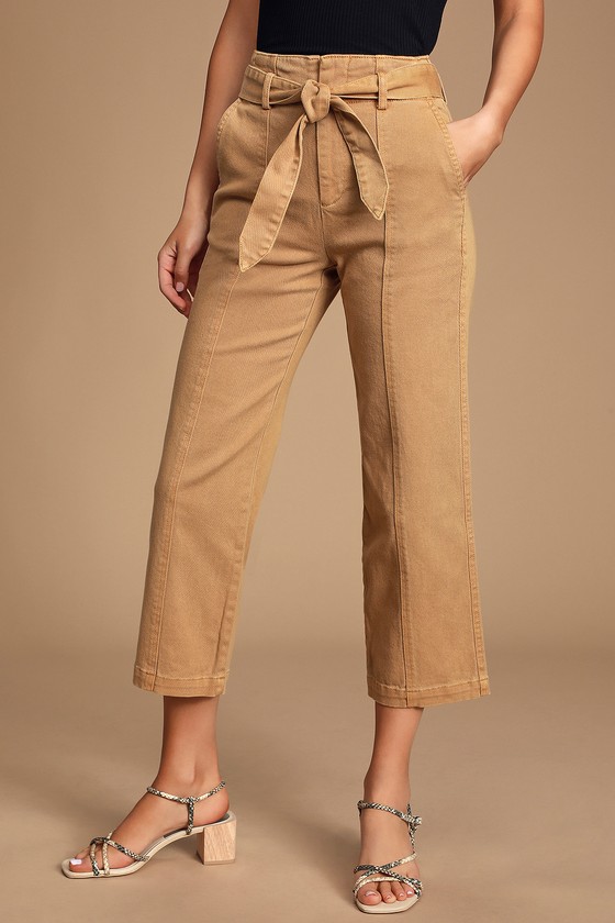 ladies beige cropped trousers
