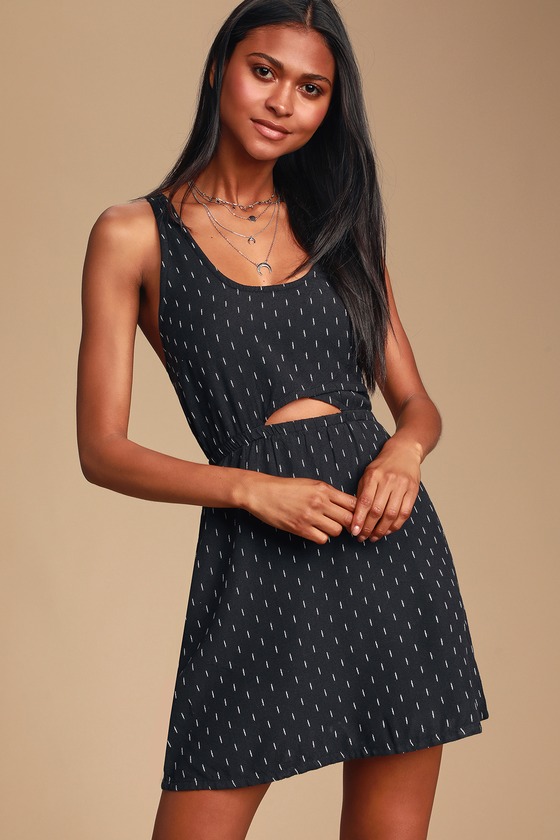 wonder whirl dark green twist back skater dress