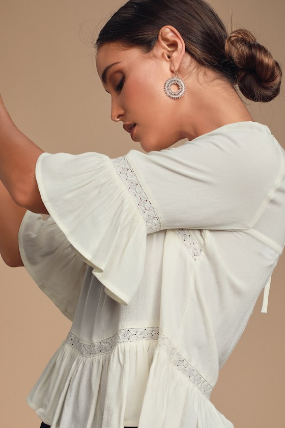 Cass Cream Lace Peasant Top 2