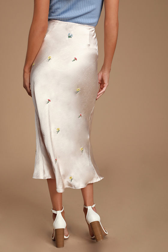 Daisy Fresh Cream Satin Embroidered Midi Skirt 4