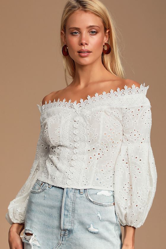 So Dreamy White Eyelet Lace Off-the-Shoulder Crop Top 2