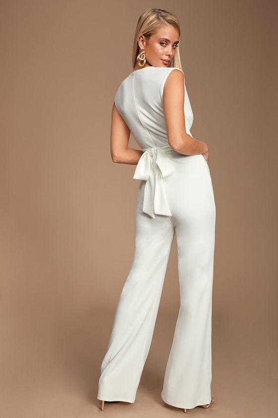 Diva Moment White Sleeveless Jumpsuit 7