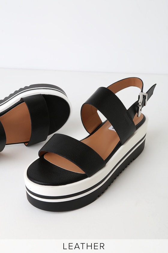 Steve Madden Adora - Black Flatform 