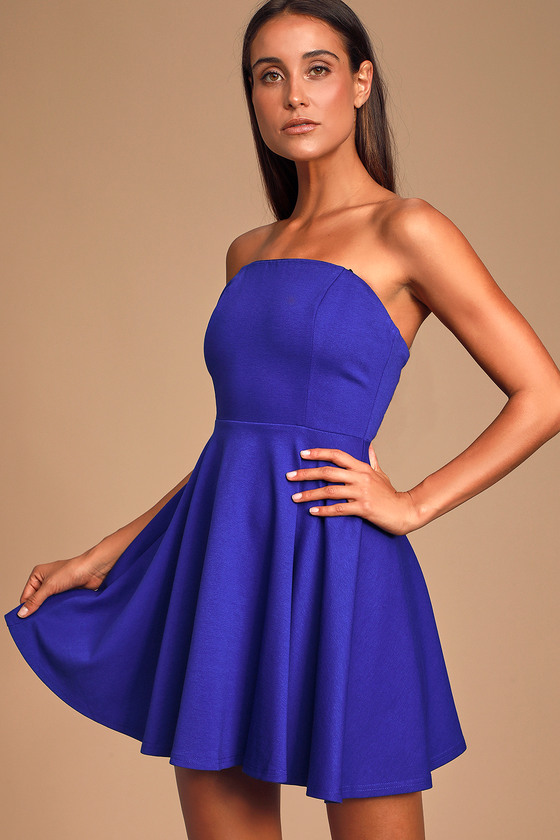 About a Twirl Royal Blue Strapless Skater Dress - Lulus Exclusive! Steal hearts and make 'em swoon in the Lulus About a Twirl Royal Blue Strapless Skater Dress! Medium-weight knit shapes this flirty little dress with a princess-seamed strapless bodice (with hidden no-slip strips), a fitted waist, and a flaring skater skirt with mini hem. Pair with a clutch, heels, and a good time! Hidden back zipper/clasp.