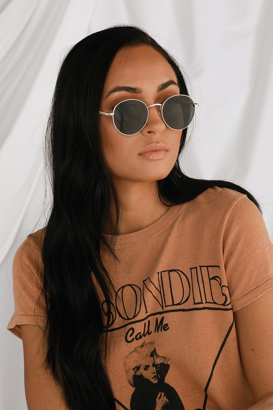 Lulus Agreed Gold Round Sunglasses