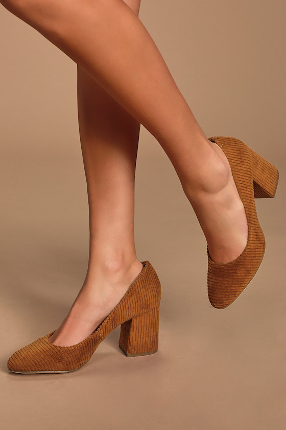 Hector Whiskey Corduroy Pumps 1