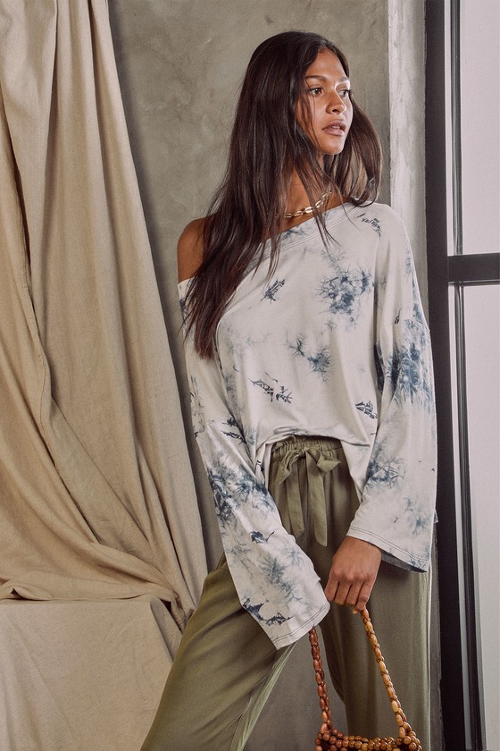 Chic Blue and White Tie-Dye Top - Long Sleeve Top - Boatneck Top - Lulus