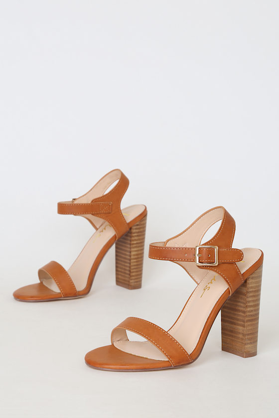 Dauphine Natural High Heel Sandals 5