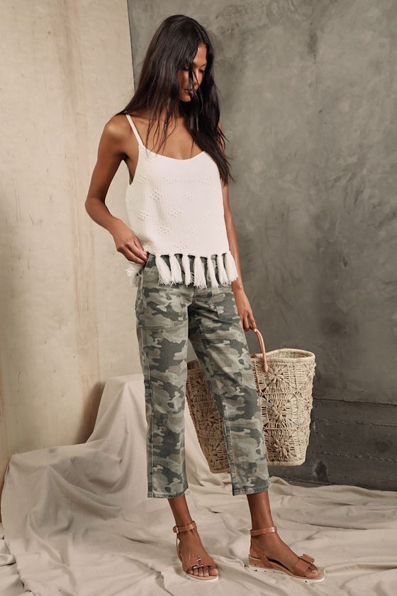 Remy Green Camo Print High-Waisted Wide Leg Jeans 6