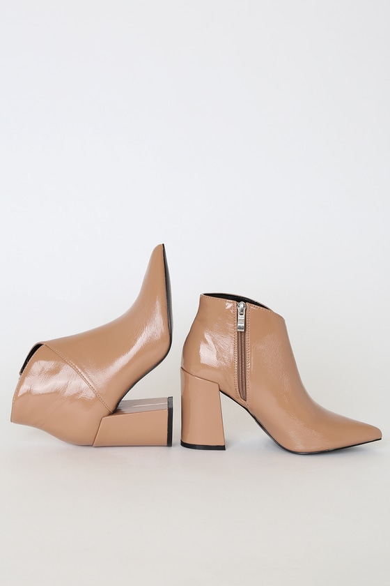 beige pointed toe boots