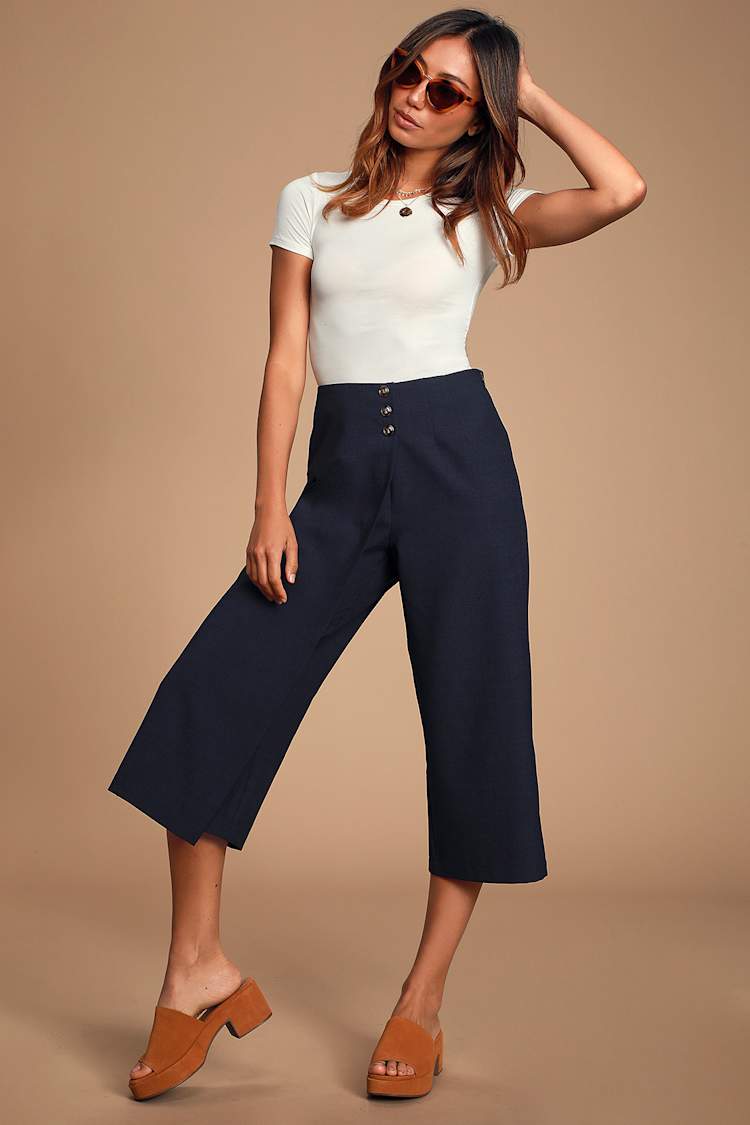 Curiosity Navy Blue Wide-Leg Cropped Pants