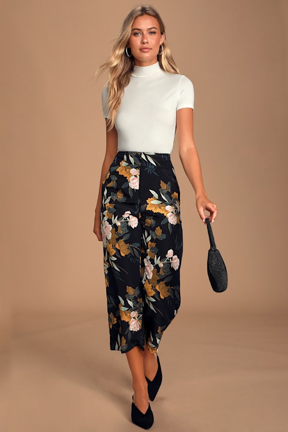 Bedford White Mock Neck Top 2
