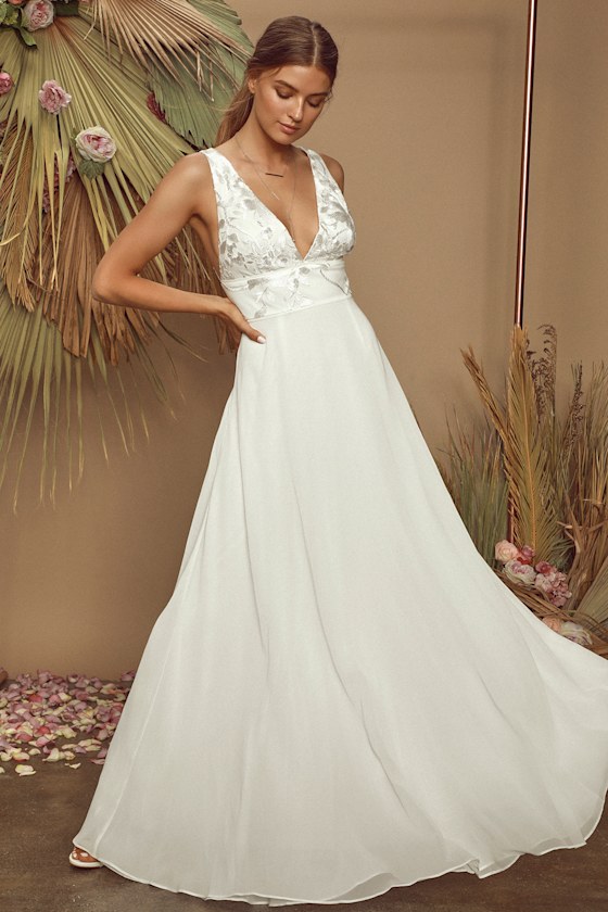 Carolyne White Embroidered Maxi Dress 6