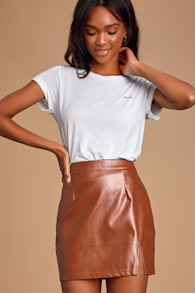 Corte Brown Vegan Leather Mini Skirt 2