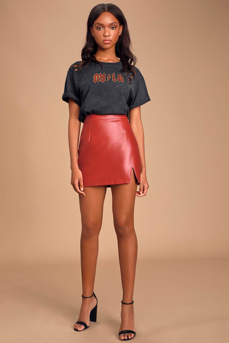 Cute Dresses, Tops, Shoes & Clothing for Women