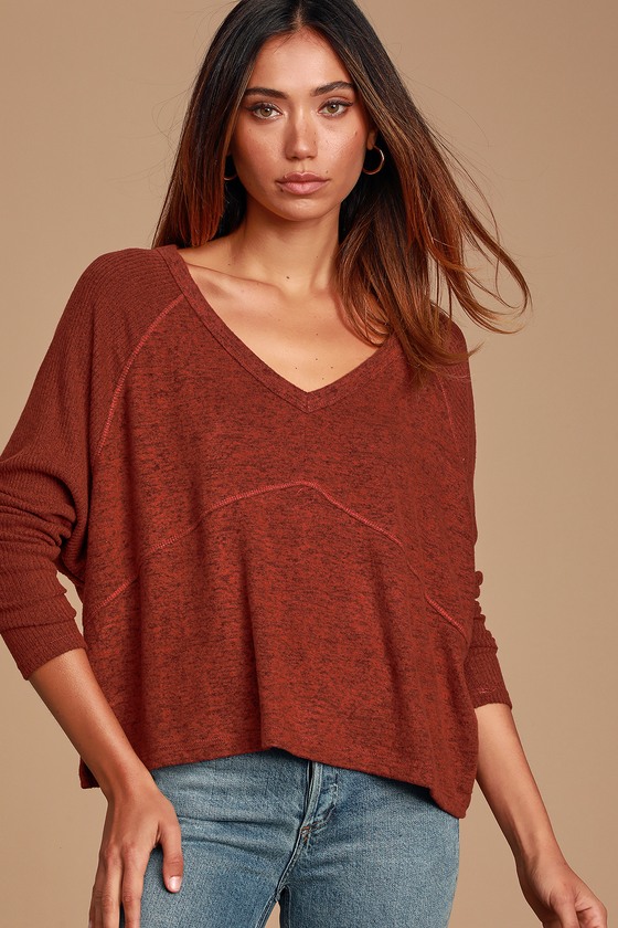 Rouge Hacci Knit Top in Rust Plum 