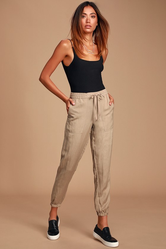 womens taupe joggers