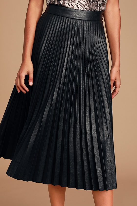 Go Time Black Vegan Leather Pleated Midi Skirt 2