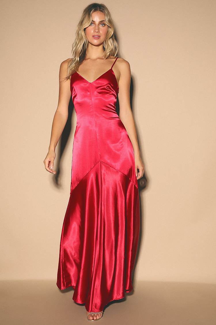 fitted lace wedding dress Elliatt Laurel Sleeveless Maxi Dress Red Size AU 4, AU 6 & AU 10 main image 0