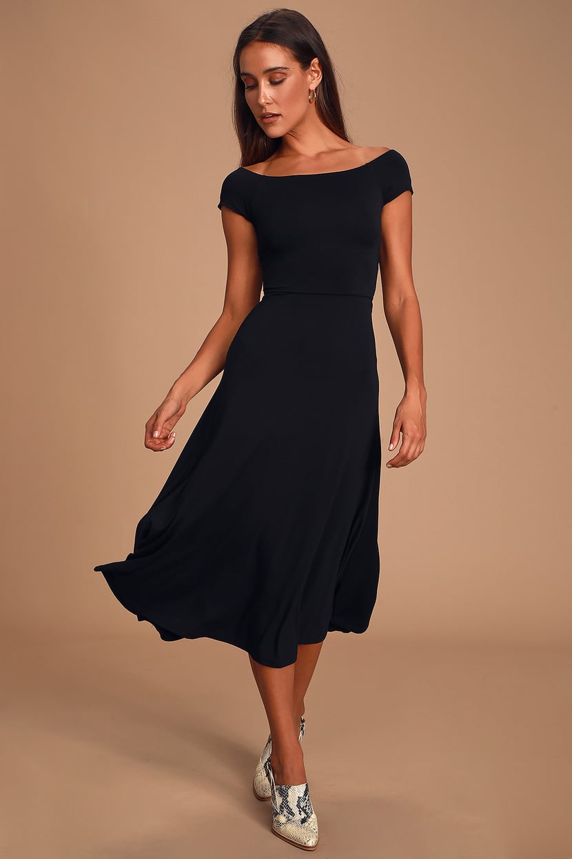 A La Mode Black Midi Dress