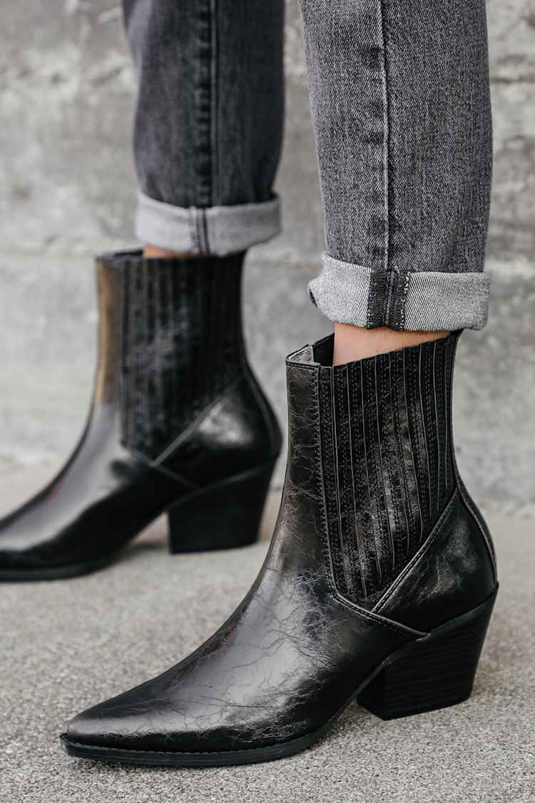 raid rocco black croc western boots