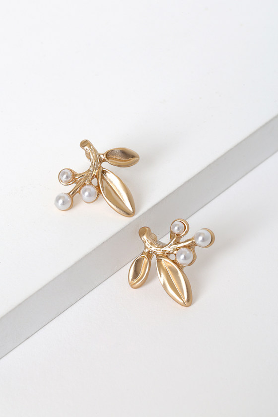 So Sweet Gold and Pearl Leaf Earrings 2