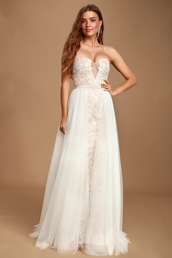 bariano tiered contrast lace maxi dress in white