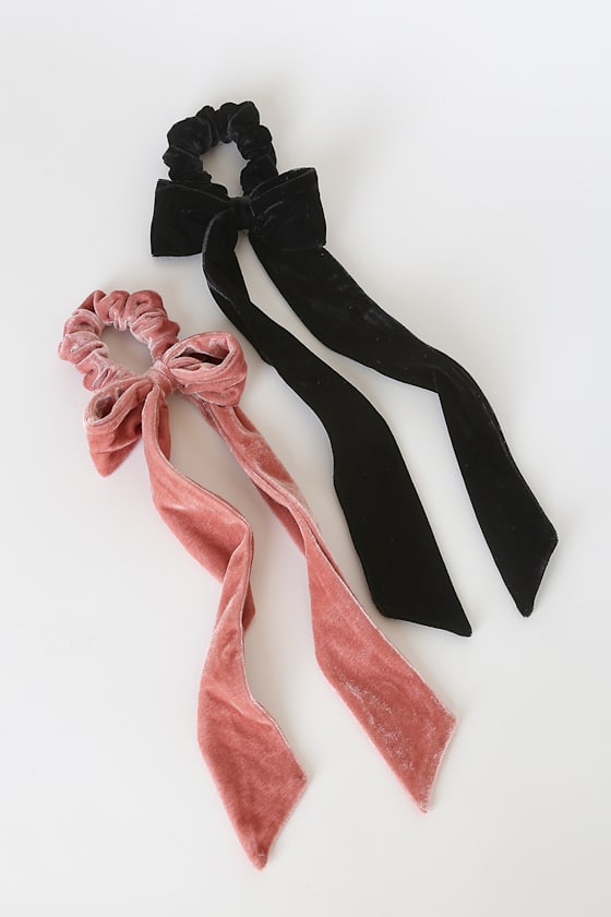 Aditi Black and Blush Pink Velvet Bow Ponytail Holder Set 2