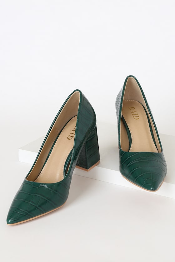 Elizah Green Crocodile-Embossed Pointed-Toe Pumps 1