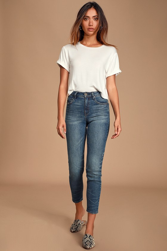 slim high waisted mom jeans