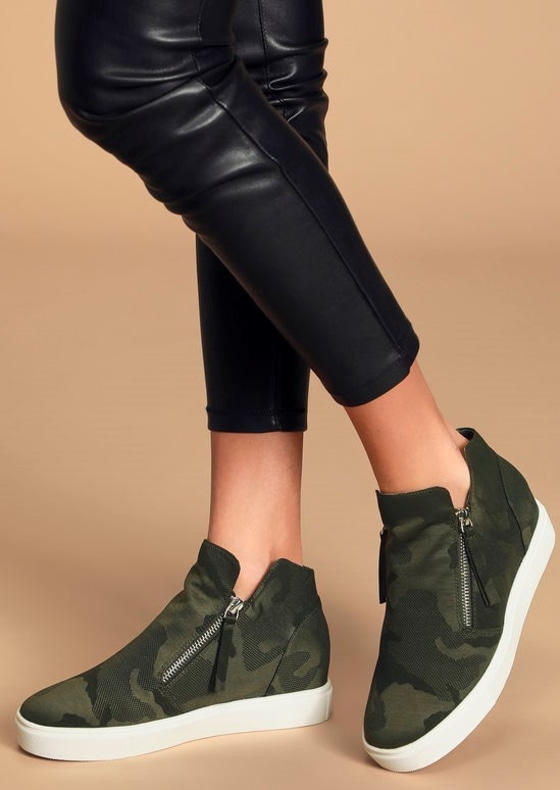 steve madden camouflage wedge heels