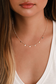 In the Details Gold Coin Necklace 1