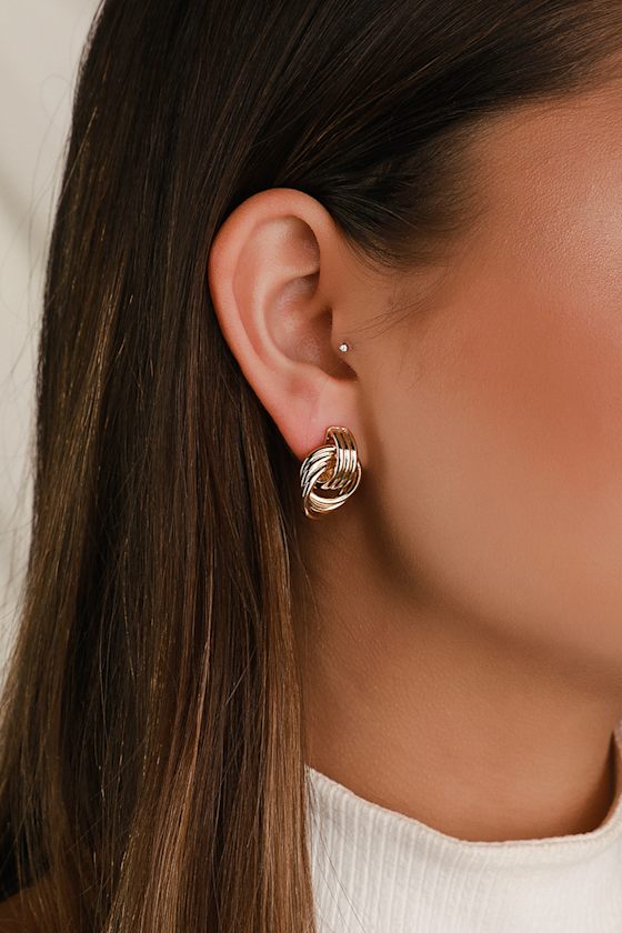Knock, Knock! Gold Mini Doorknocker Earrings 1