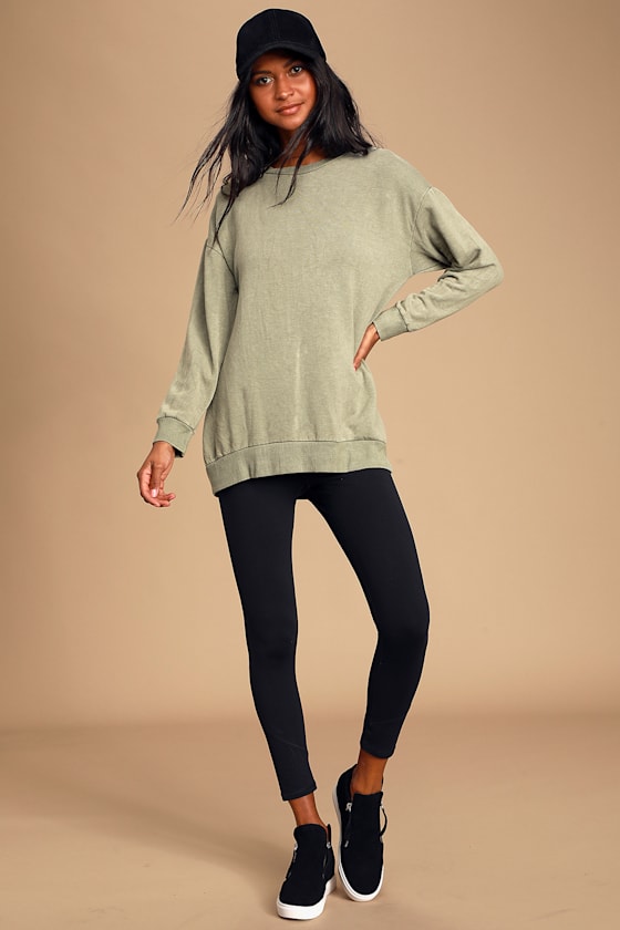 Cozy Olive Green Sweatshirt - Oversized 