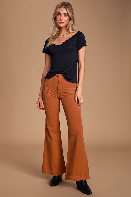 Bostwick Black Off-the-Shoulder Tee 6