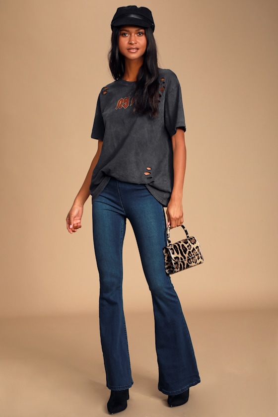 Penny Pull-On Dark Wash Mid-Rise Flare Jeans 9