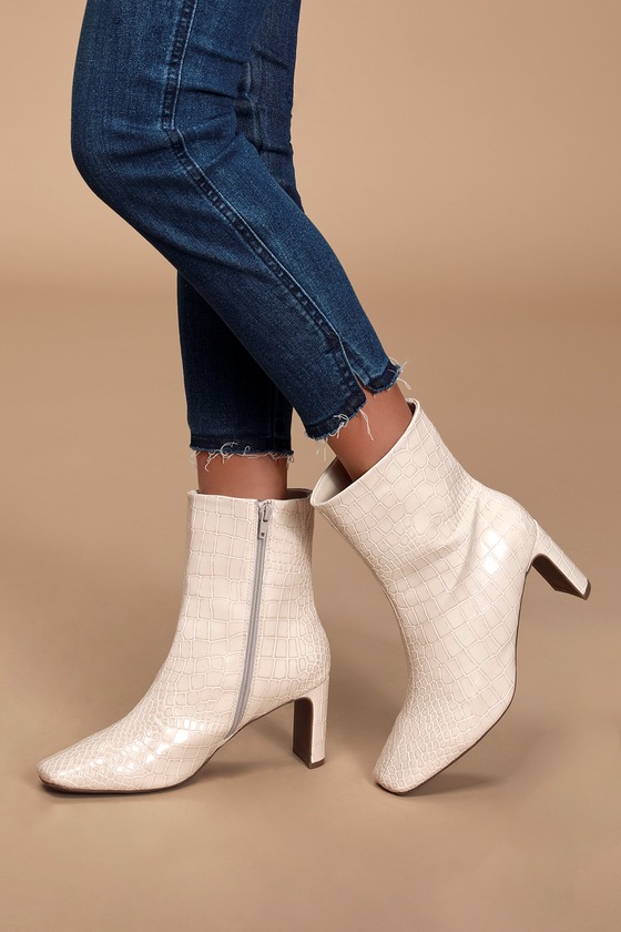 duffy embossed croc design heeled ankle booties