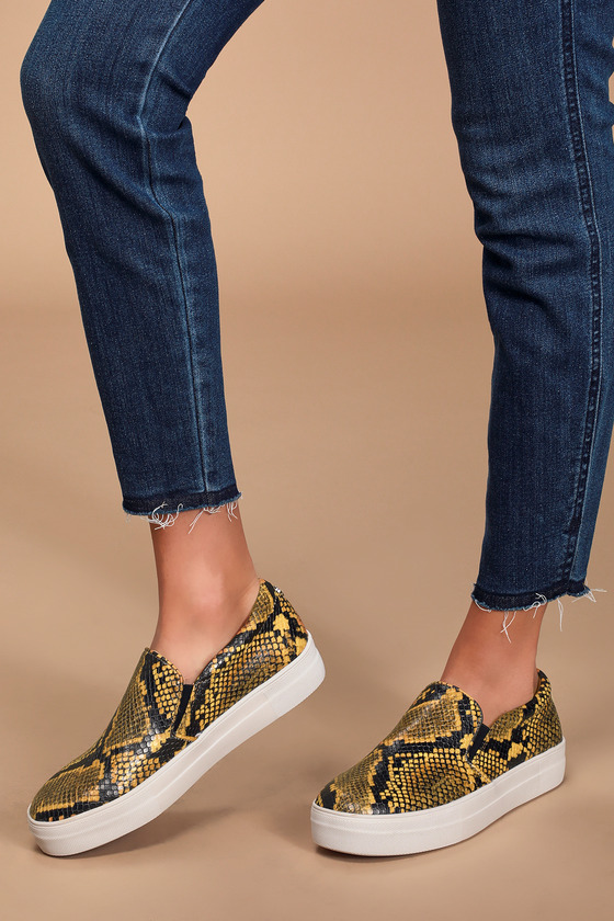 Steve madden best sale natural snake gills