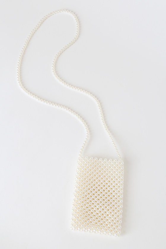 Pearls of Wisdom Ivory Pearl Beaded Mini Purse 5