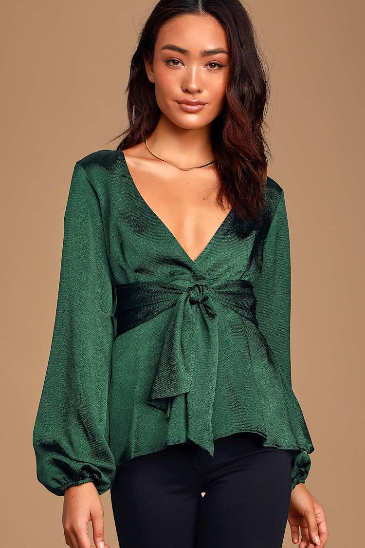 green dress tops womens PRETTYGARDEN Womens Summer Tops Trendy Short Sleeve Eyelet Embroidered
