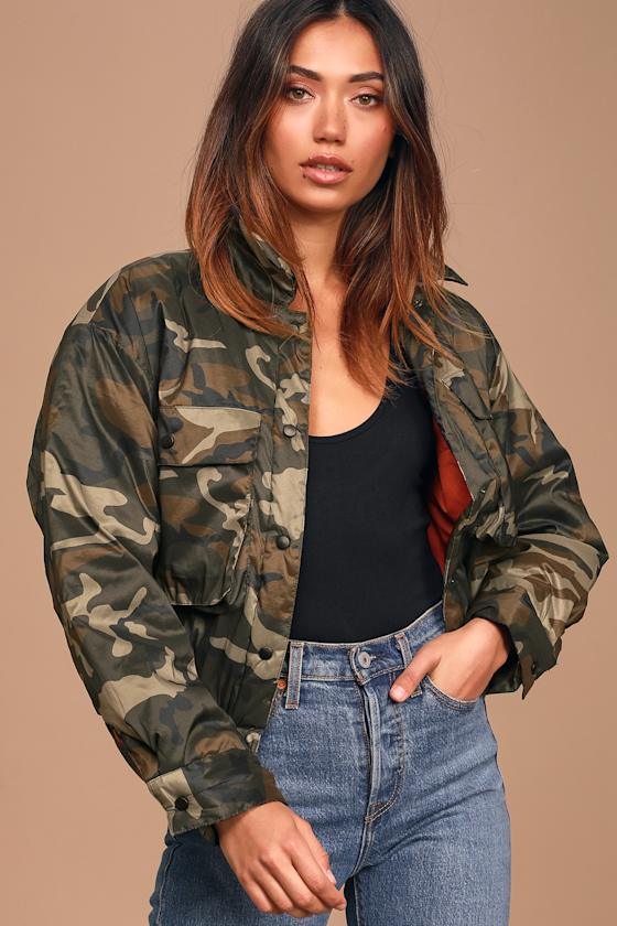 In Plain Sight Green Camo Print Puffer Jacket 1