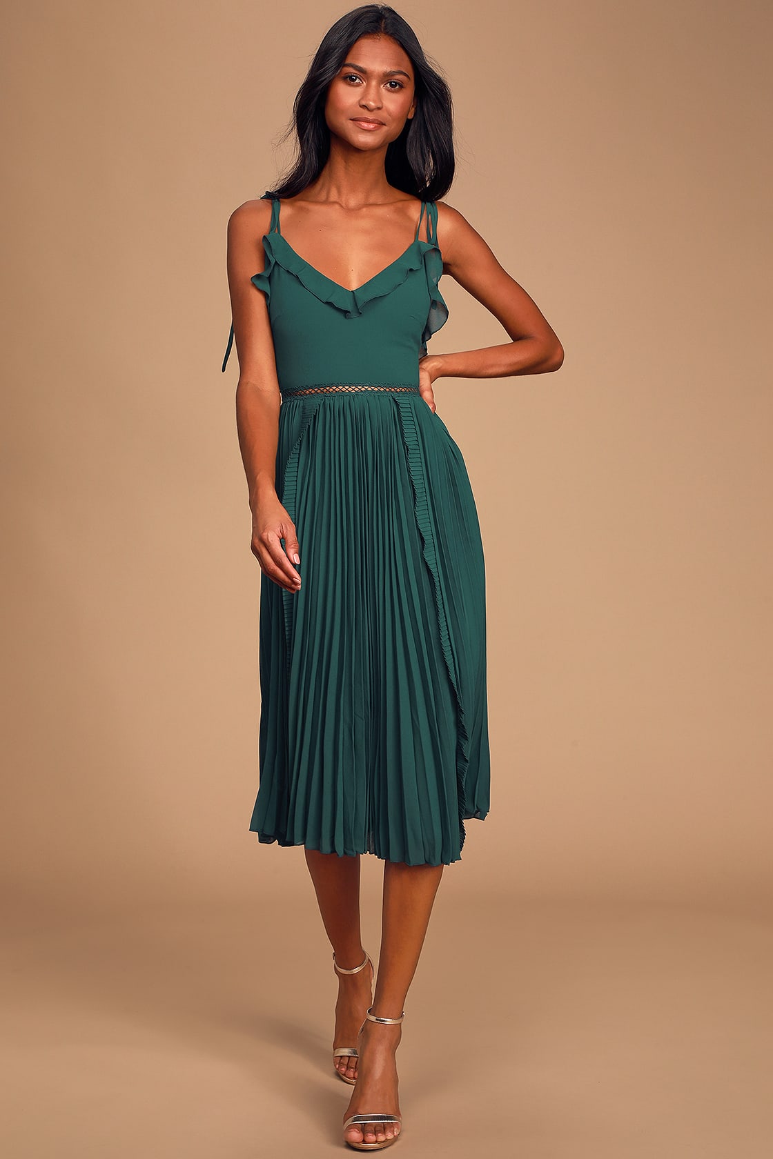 Never a Dull Moment Emerald Green Tie-Strap Pleated Midi Dress