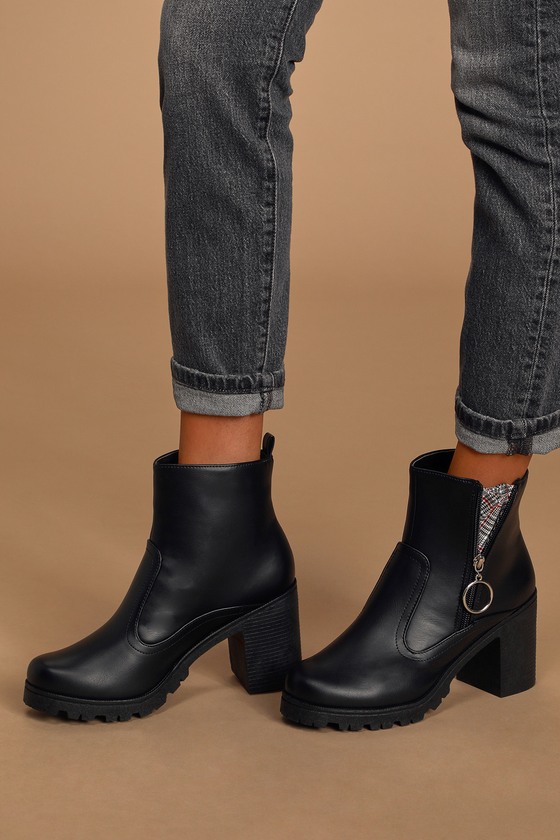 grave Isse Bevidst Trendy Black Ankle Boots - Platform Booties - Vegan Leather Boots - Lulus