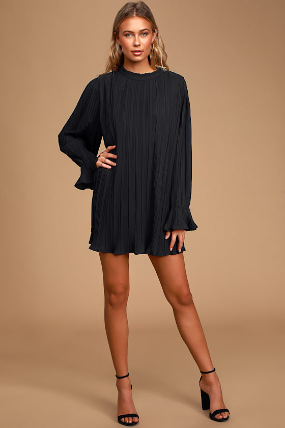 Chic Black Dress - Pleated Shift Dress 