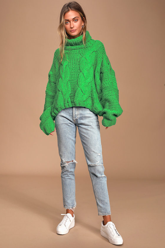 Morning Snowfall Green Cable Knit Cropped Sweater 1